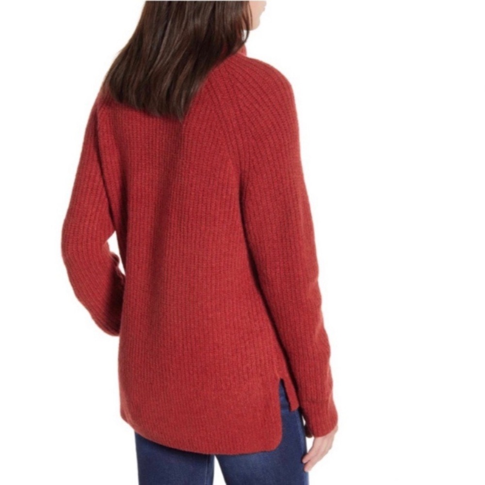 Madewell Turtleneck Sweater In Heather Ruby - Picture 7 of 11